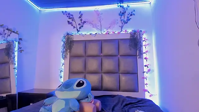 abbiecollins_js webcam