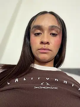 Isabella-Teen webcam