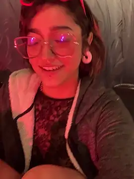 LilithMonette webcam