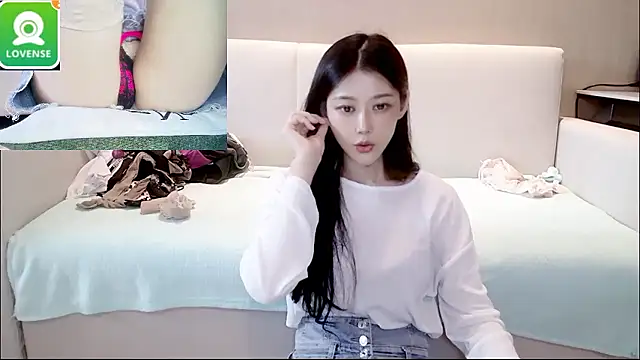 美女E-ll-A在线直播