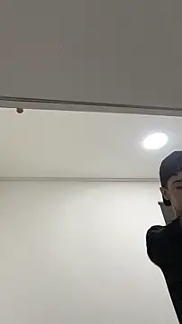 sebastian_reed (M young) - 🖤 Show my hard cock