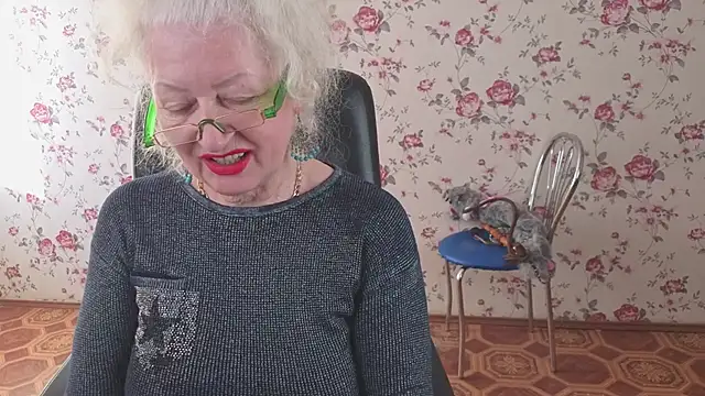 Maya_Mayflower webcam