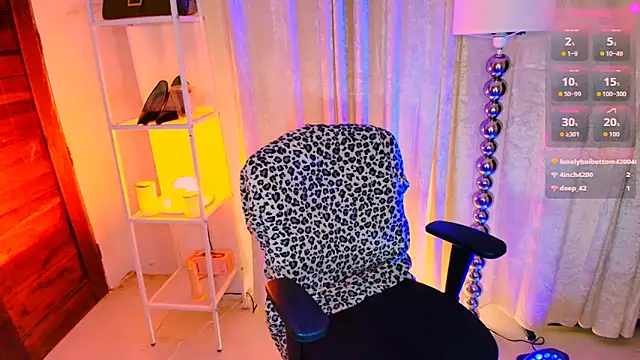 DIVORCED_MS_VALERIA webcam