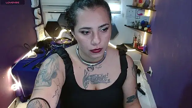 Alexa_Slavehot777 webcam