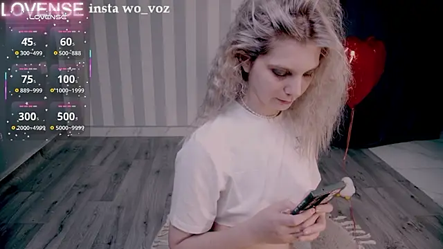 Careful_i_bite webcam