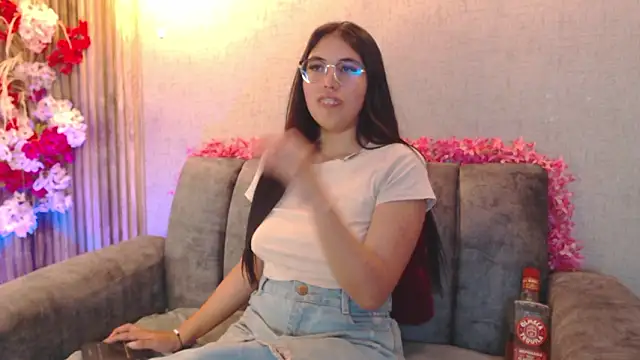 Valk_submissive webcam