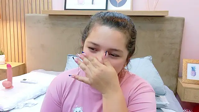 tessa_stone - Tessa_Stone's free webcam - UK Sex Cams