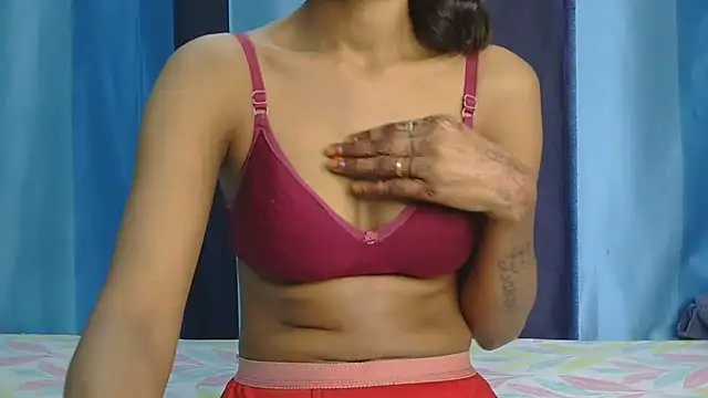 Aarti_misty71 webcam