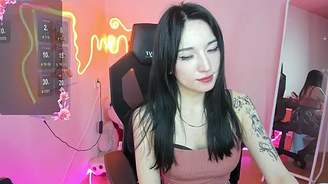 AliceeinWonderlanddd webcam