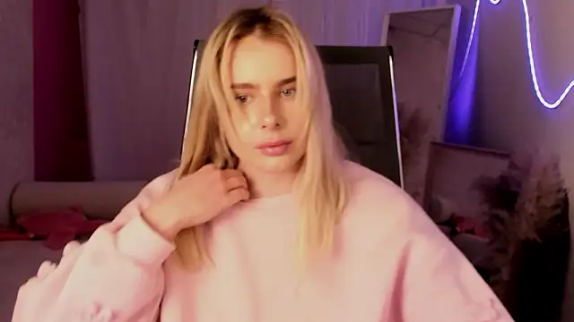 miamorse - MiaMorse's free webcam - UK Sex Cams