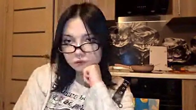 Goth_cute webcam