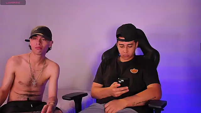 konaland - Konaland's free webcam - UK Sex Cams