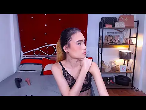 JuicyCockThea webcam