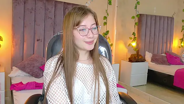 Dahlia_Rousse webcam