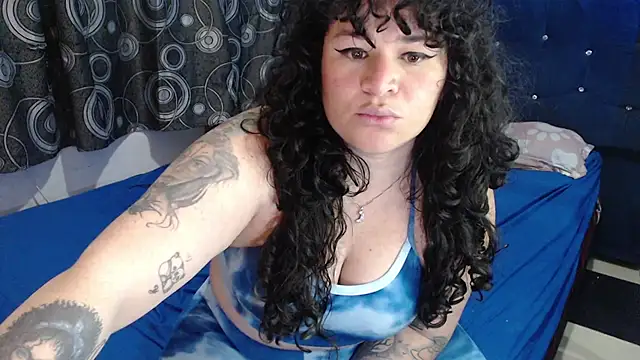 ANGELIQUE_KLANE webcam