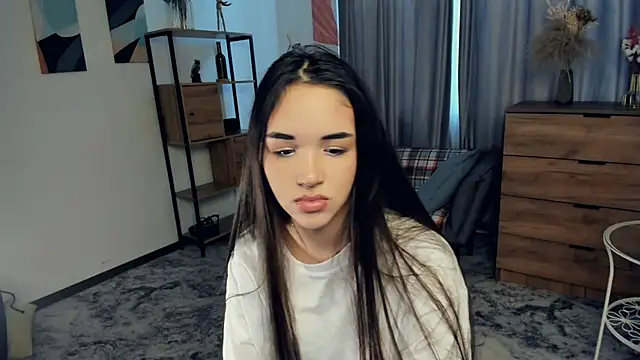 avantgardalone - AvantgardAlone's free webcam - UK Sex Cams