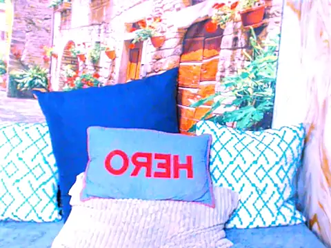 spicybarbie - Spicybarbie's free webcam - UK Sex Cams