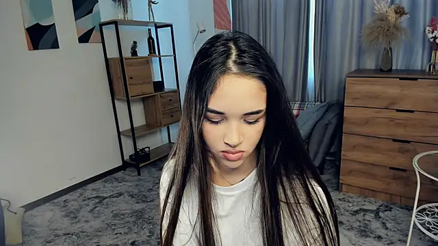 avantgardalone - AvantgardAlone's free webcam - UK Sex Cams