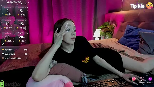 Lesi_Moonie01 webcam