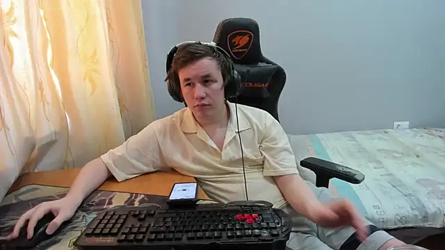 iliaskrislove webcam