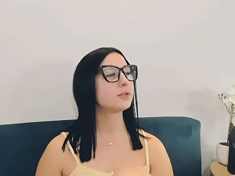 TaliaAdorable webcam