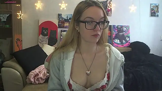 secretsophia - SecretSophia's free webcam - UK Sex Cams