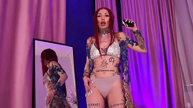 CassandraFoxy webcam