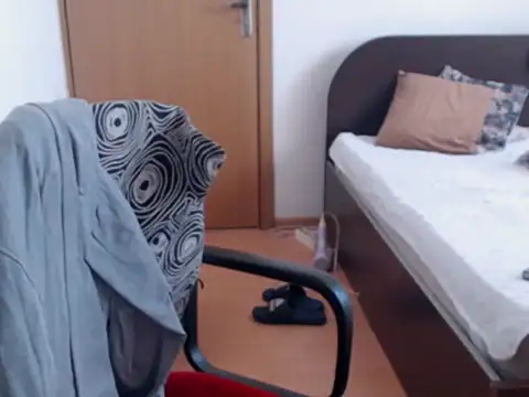 wildpussycat23 - Wildpussycat23's free webcam - UK Sex Cams