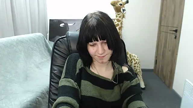 tinaquiin - TinaQuiin's free webcam - UK Sex Cams