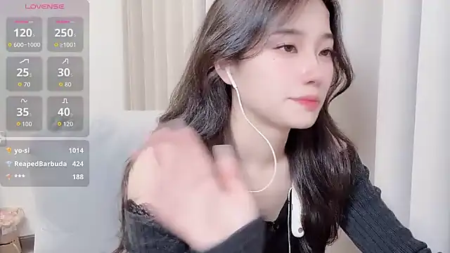 美女yuyu_77在线直播