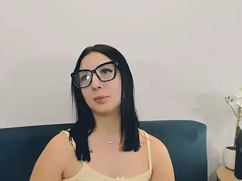 TaliaAdorable webcam