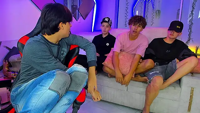 Houseofwarrios webcam