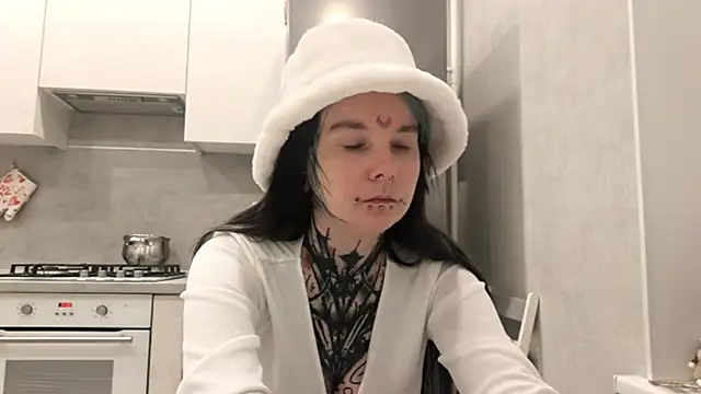 HighelikeGirl webcam