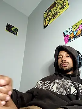 BigPrettyDick777 webcam