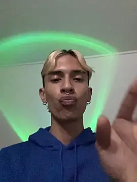 Dracco_Velour_ webcam