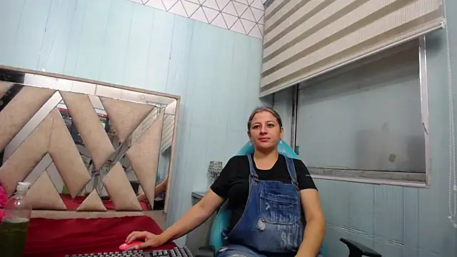 allison_max_tattoo webcam