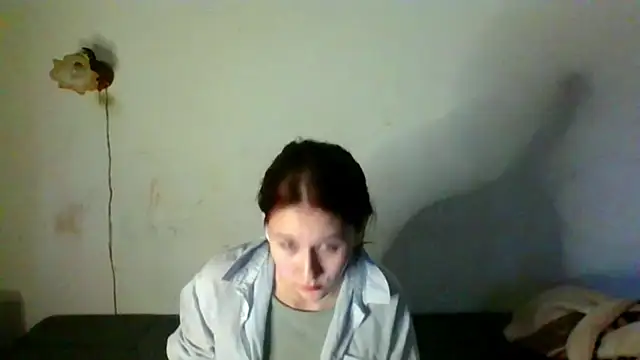 NickiKisinger webcam