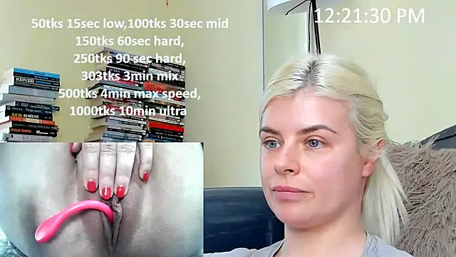 queenofthenighttt webcam