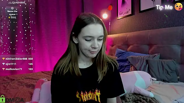 lesi_moonie01 - Lesi_Moonie01's free webcam - UK Sex Cams