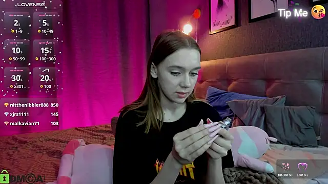 Lesi_Moonie01 webcam