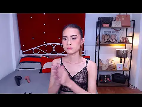 JuicyCockThea webcam