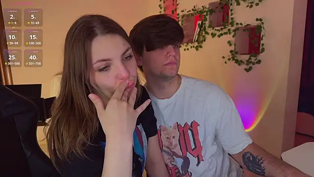 robertandlinela - RobertAndLinela's free webcam - UK Sex Cams