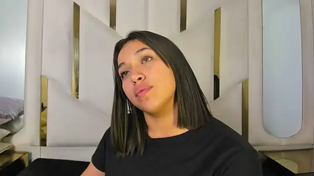 IsabellRodriguez18 webcam