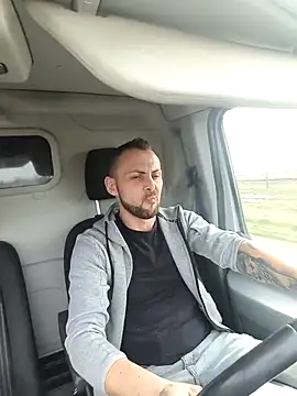 papichulo0099 webcam