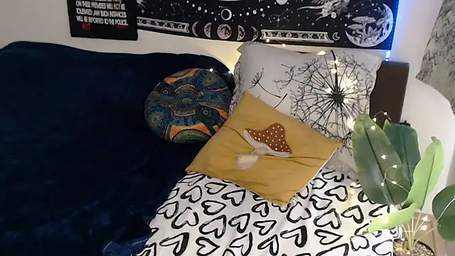 AlienforTwenty webcam