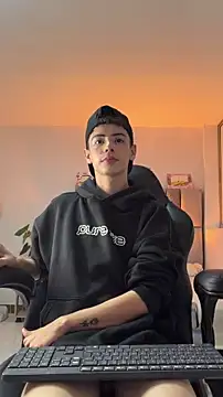 Sebastian_Reed webcam