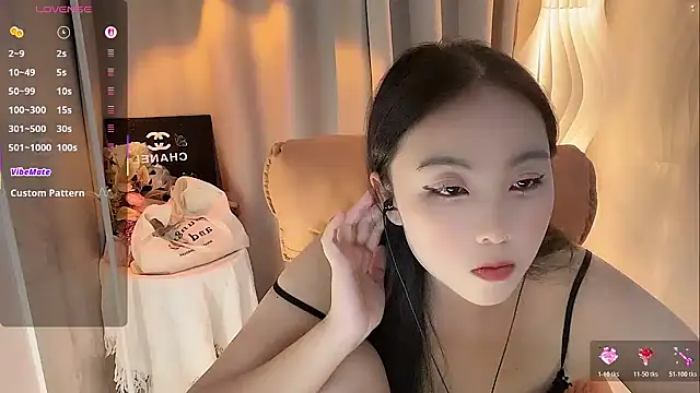 美女Lydia-668在线直播