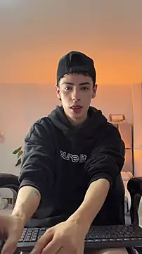 Sebastian_Reed webcam