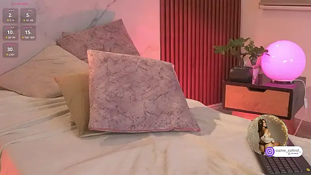 SophieCollins_1 webcam