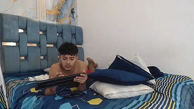 DIAMOND_BLACKS webcam